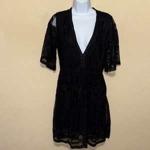 Haute Monde Elegant Black Lace Top